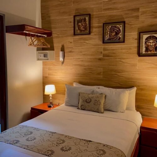 Hotel 3 estrellas Iquitos 4 - Amazon Expeditions Peru